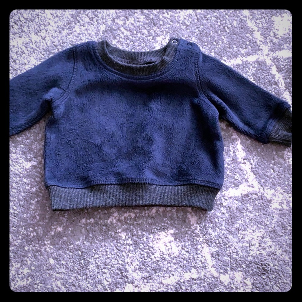 NWOT! Baby boy super soft top!
